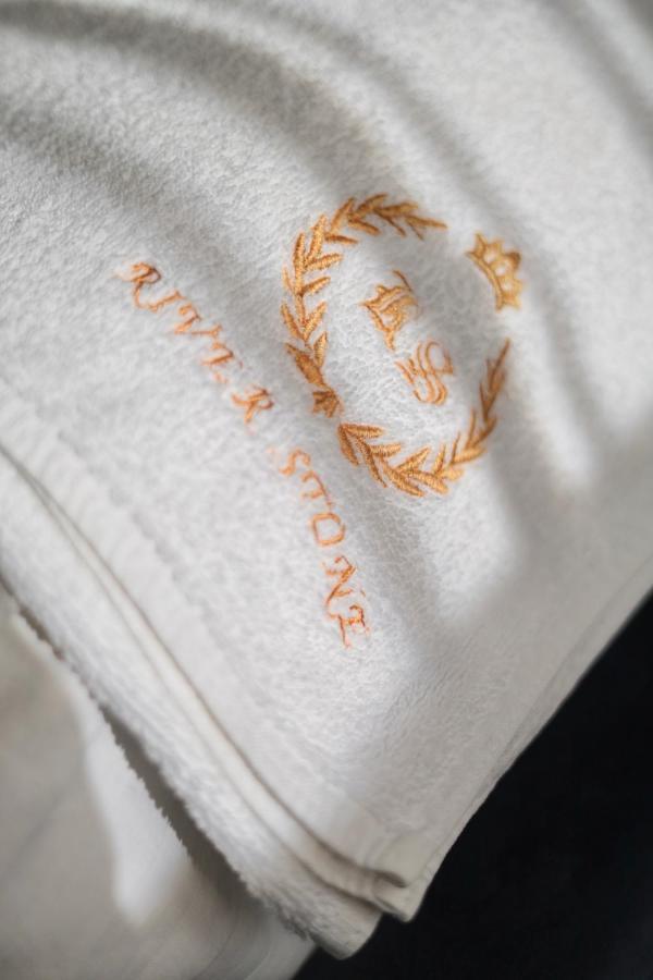 River Stone Hotel 舍绍里 外观 照片