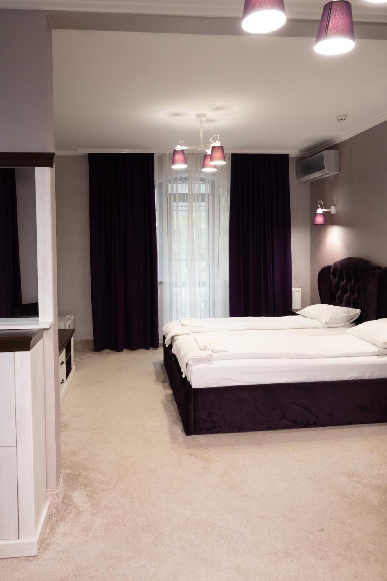 River Stone Hotel 舍绍里 外观 照片